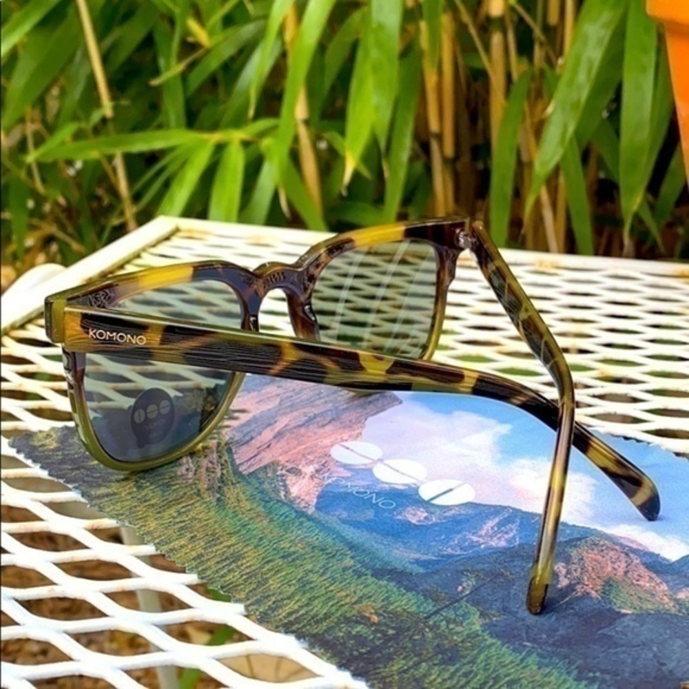 KOMONO Riviera Green Tortoise Sunglasses NEW - Picture 15 of 16